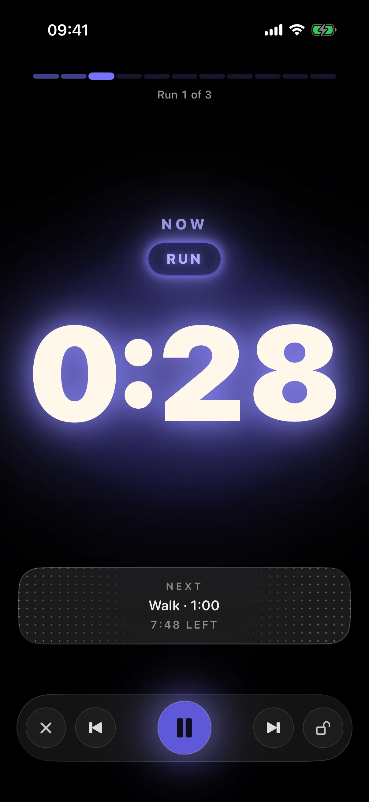 Runnie interval example: current run countdown and next walk break. Demonstration data.